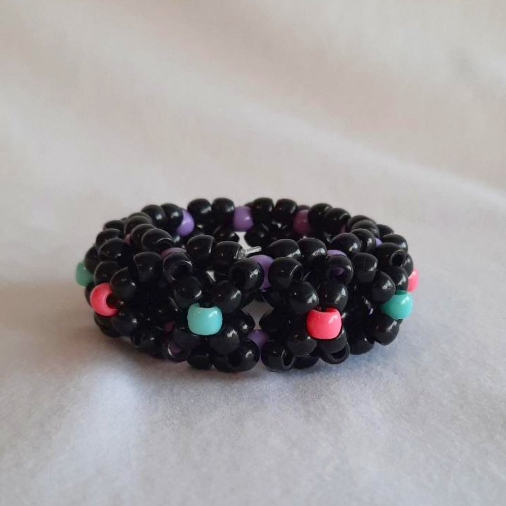 Kandi X base pyramid cuff